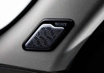 Подержанный автомобиль Exeed LX 2022 года (18 фото)