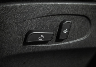 Подержанный автомобиль DongFeng AX7 2019 года (15 фото)