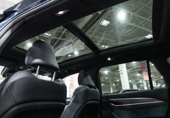Подержанный автомобиль Geely Monjaro 2023 года (28 фото)