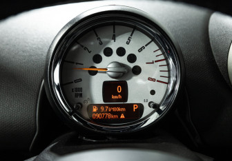 Подержанный автомобиль MINI Countryman 2012 года (12 фото)