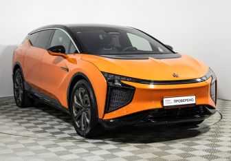 Подержанный автомобиль HiPhi X 2022 года (3 фото)