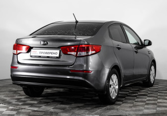 Подержанный автомобиль Kia Rio Sedan 2015 года (5 фото)