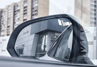 Подержанный автомобиль Changan UNI-T 2023 года (17 фото)