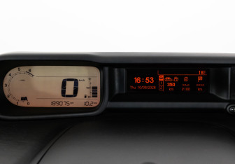 Подержанный автомобиль Citroen C3 Picasso 2009 года (19 фото)