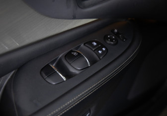 Подержанный автомобиль Nissan Murano Suv 2019 года (21 фото)