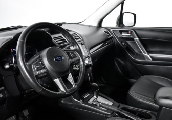 Подержанный автомобиль Subaru Forester Suv 2018 года (9 фото)