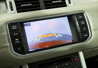 Подержанный автомобиль Land Rover Range Rover Evoque 2013 года (18 фото)