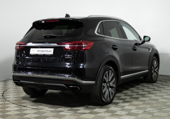 Подержанный автомобиль Hongqi HS5 2024 года (5 фото)