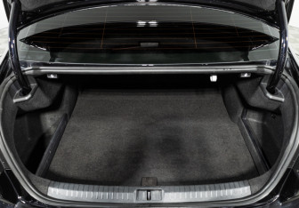 Подержанный автомобиль Volkswagen Passat Sedan 2017 года (19 фото)