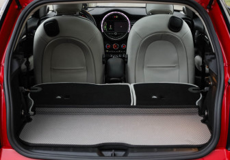 Подержанный автомобиль MINI Hatch 2019 года (39 фото)