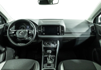 Подержанный автомобиль Skoda Karoq 2020 года (13 фото)
