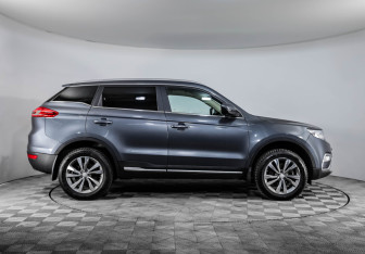 Подержанный автомобиль Geely Atlas 2021 года (4 фото)