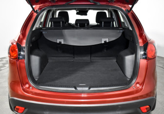 Подержанный автомобиль Mazda CX-5 2012 года (19 фото)