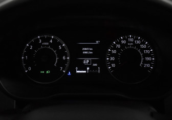 Подержанный автомобиль Renault Duster 2022 года (17 фото)