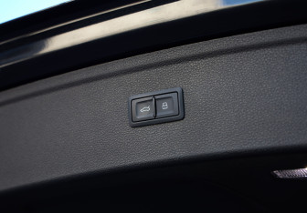 Подержанный автомобиль Audi Q5 2020 года (35 фото)