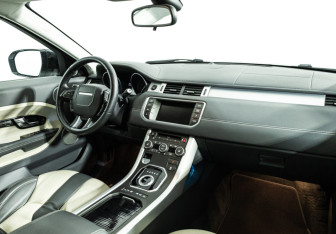 Подержанный автомобиль Land Rover Range Rover Evoque 2012 года (9 фото)