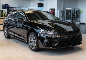 Новый Kia K5 2025 (3 фото)