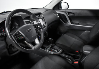 Подержанный автомобиль Hyundai Creta 2017 года (9 фото)