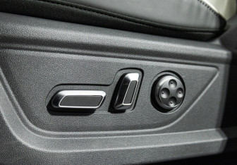 Подержанный автомобиль Jetour Dashing 2023 года (16 фото)