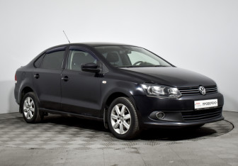 Подержанный автомобиль Volkswagen Polo Sedan 2011 года (3 фото)