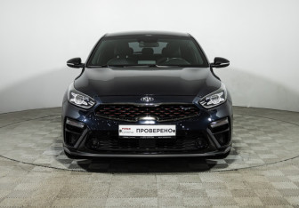 Подержанный автомобиль Kia K3 Hatchback 2019 года (2 фото)