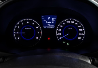 Подержанный автомобиль Hyundai Solaris Sedan 2013 года (17 фото)