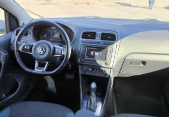 Подержанный автомобиль Volkswagen Polo Sedan 2019 года (11 фото)