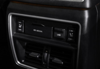 Подержанный автомобиль Nissan Murano Suv 2018 года (33 фото)