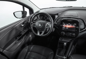 Подержанный автомобиль Renault Kaptur 2020 года (9 фото)