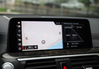 Подержанный автомобиль BMW X3 2019 года (18 фото)