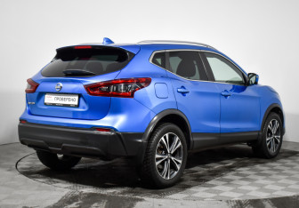 Подержанный автомобиль Nissan Qashqai 2021 года (5 фото)