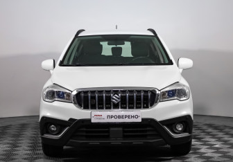 Подержанный автомобиль Suzuki SX4 Hatchback 2017 года (2 фото)