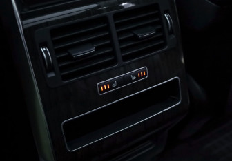 Подержанный автомобиль Land Rover Range Rover Sport 2016 года (24 фото)