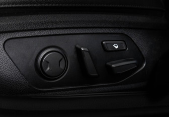 Подержанный автомобиль Kia K5 2020 года (32 фото)