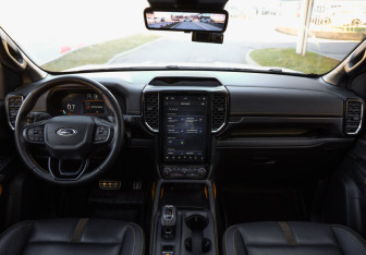 Подержанный автомобиль Ford Ranger 2024 года (14 фото)