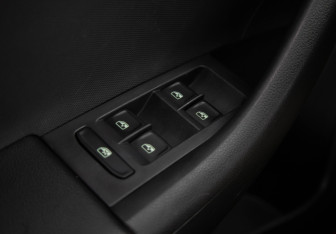 Подержанный автомобиль Skoda Rapid Liftback 2019 года (16 фото)