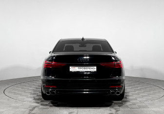 Подержанный автомобиль Audi A6 Sedan 2018 года (6 фото)