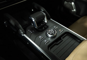 Подержанный автомобиль Jetour T2 2024 года (18 фото)