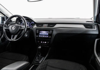 Подержанный автомобиль Skoda Rapid Liftback 2019 года (9 фото)