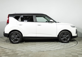 Подержанный автомобиль Kia Soul 2021 года (4 фото)