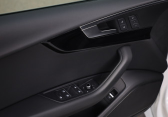Подержанный автомобиль Audi A5 Liftback 2019 года (28 фото)