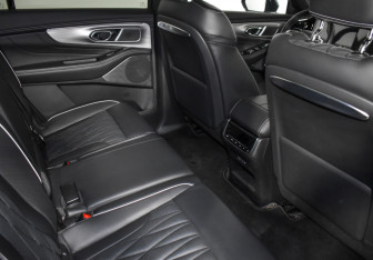 Подержанный автомобиль GAC GS8 2024 года (13 фото)