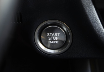 Подержанный автомобиль Lexus RX 2020 года (17 фото)