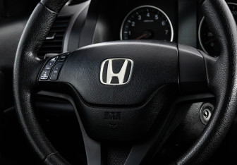 Подержанный автомобиль Honda CR-V 2008 года (11 фото)