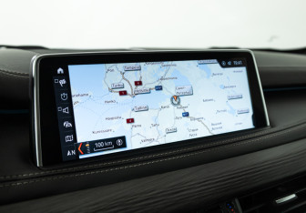 Подержанный автомобиль BMW X5 2017 года (18 фото)