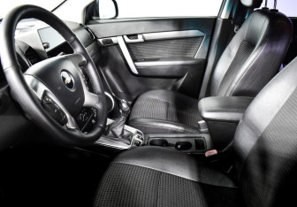 Подержанный автомобиль Chevrolet Captiva 2013 года (10 фото)