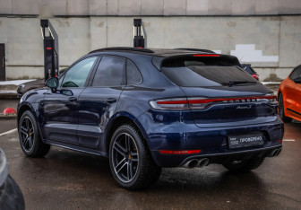 Подержанный автомобиль Porsche Macan 2019 года (7 фото)