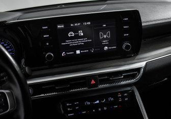Подержанный автомобиль Kia K5 2021 года (16 фото)