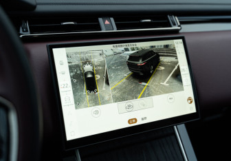 Новый Land Rover Range Rover Velar 2025 (14 фото)