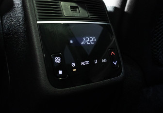 Подержанный автомобиль Exeed VX 2021 года (23 фото)